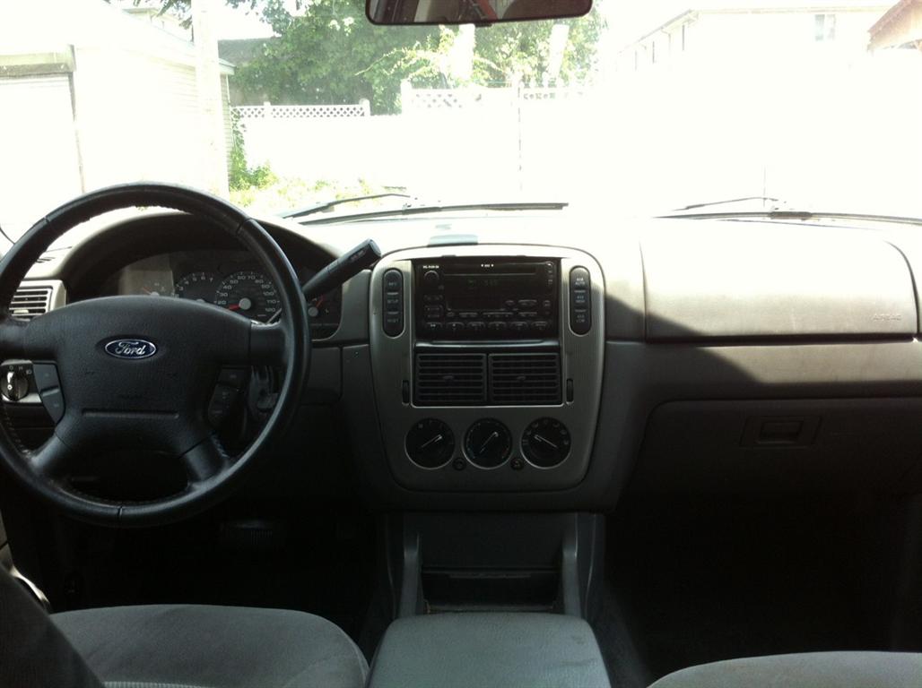 2005 Ford Explorer XLT Sport Utility 4WD for sale in Brooklyn, NY