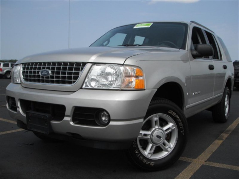 2005 Ford Explorer XLT 4WD Sport Utility for sale in Brooklyn, NY