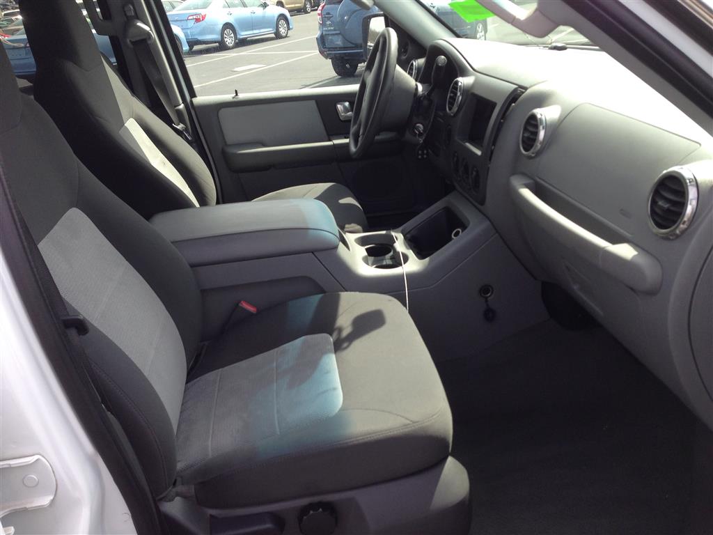 2004 Ford Expedition XLT Sport Utility 4WD for sale in Brooklyn, NY