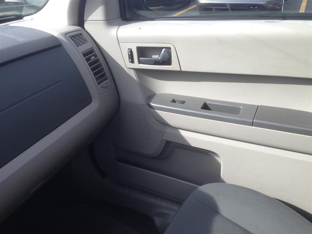 Used - Ford Escape XLS Sport Utility 4x4 for sale in Staten Island NY