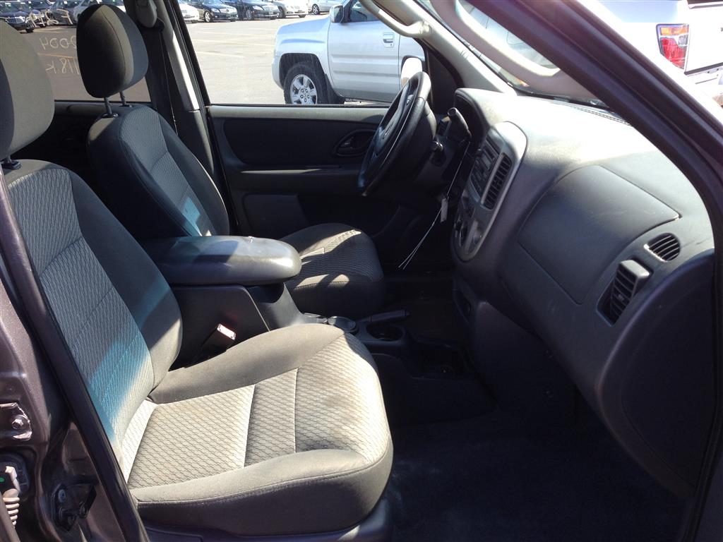 2004 Ford Escape XLT Sport Utility 4WD for sale in Brooklyn, NY