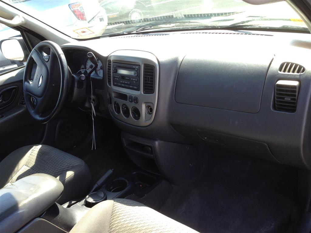 2004 Ford Escape XLT Sport Utility 4WD for sale in Brooklyn, NY