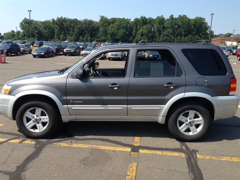 2005 Ford Escape Sport Utility 4WD for sale in Brooklyn, NY