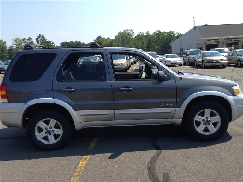 2005 Ford Escape Sport Utility 4WD for sale in Brooklyn, NY