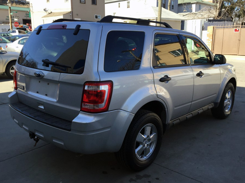 Used - Ford Escape XLT SPORT UTILITY 4-DR for sale in Staten Island NY