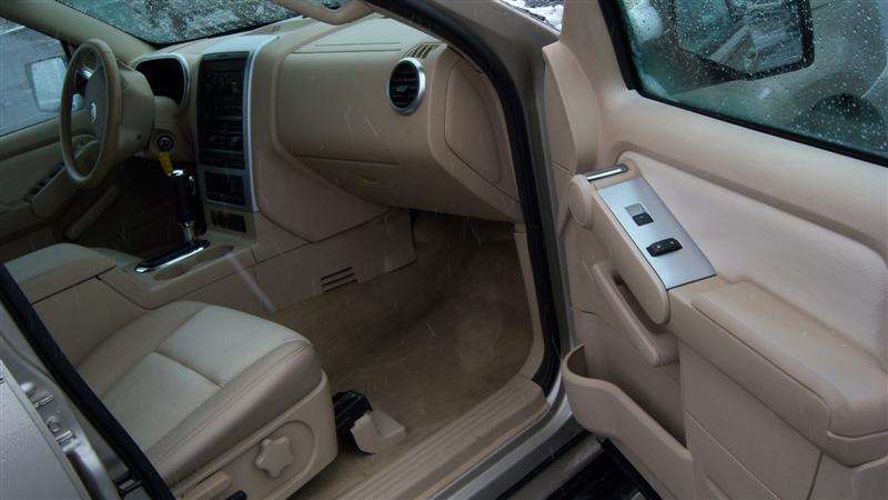 Used - Mercury Mountaineer AWD Luxury Sport Utility for sale in Staten Island NY