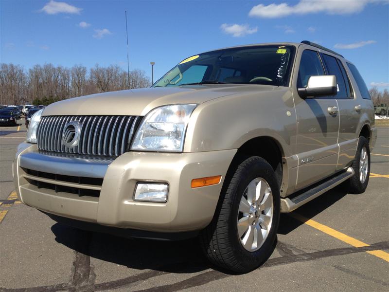 2007 Mercury Mountaineer Sport Utility AWD 3rd Row for sale in Brooklyn, NY