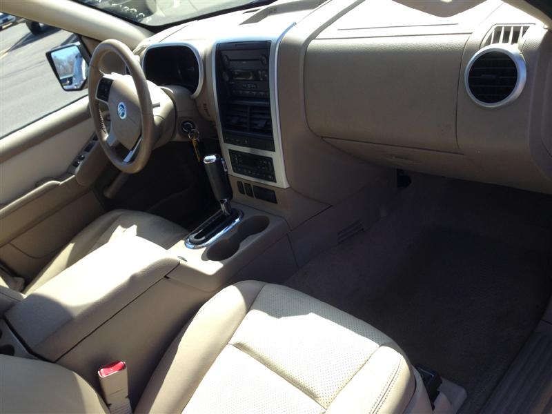 2007 Mercury Mountaineer Sport Utility AWD 3rd Row for sale in Brooklyn, NY