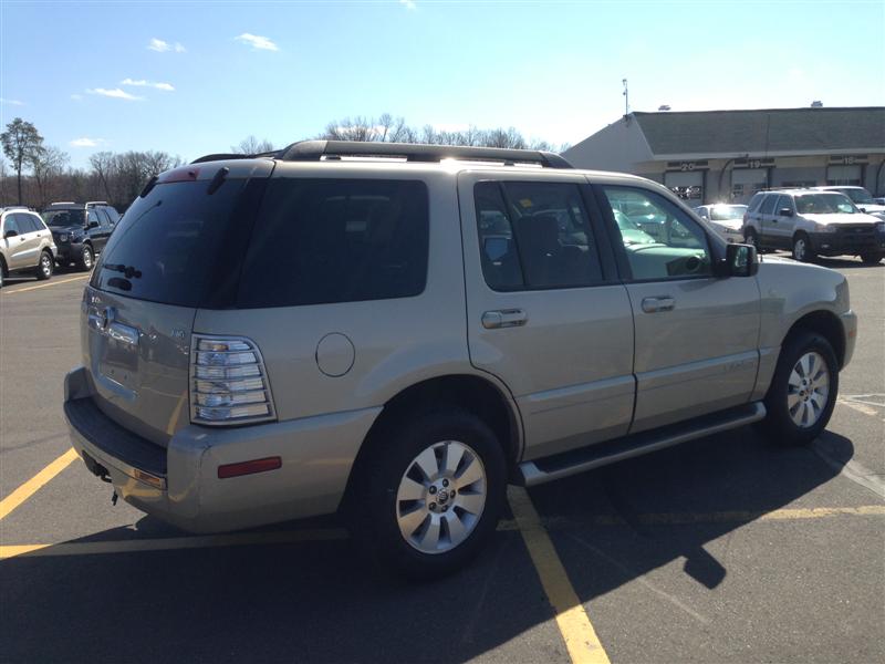 2007 Mercury Mountaineer Sport Utility AWD 3rd Row for sale in Brooklyn, NY