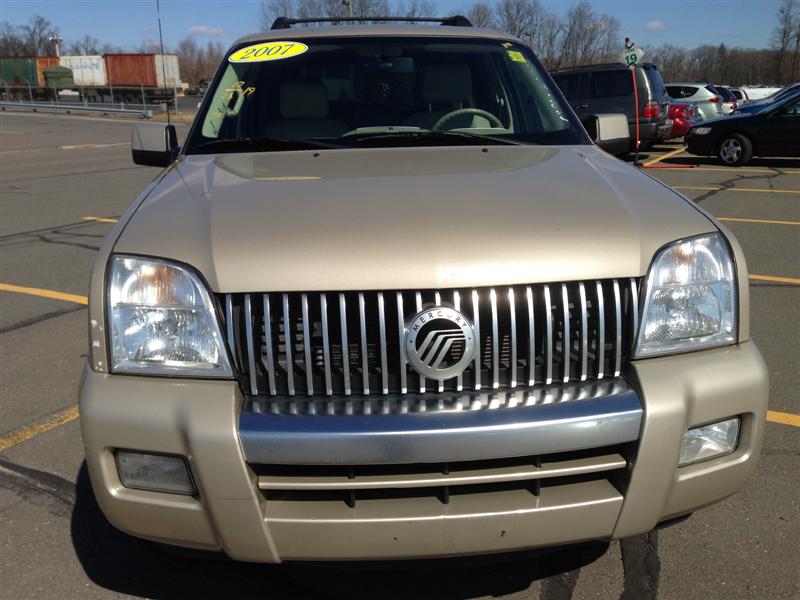 2007 Mercury Mountaineer Sport Utility AWD 3rd Row for sale in Brooklyn, NY