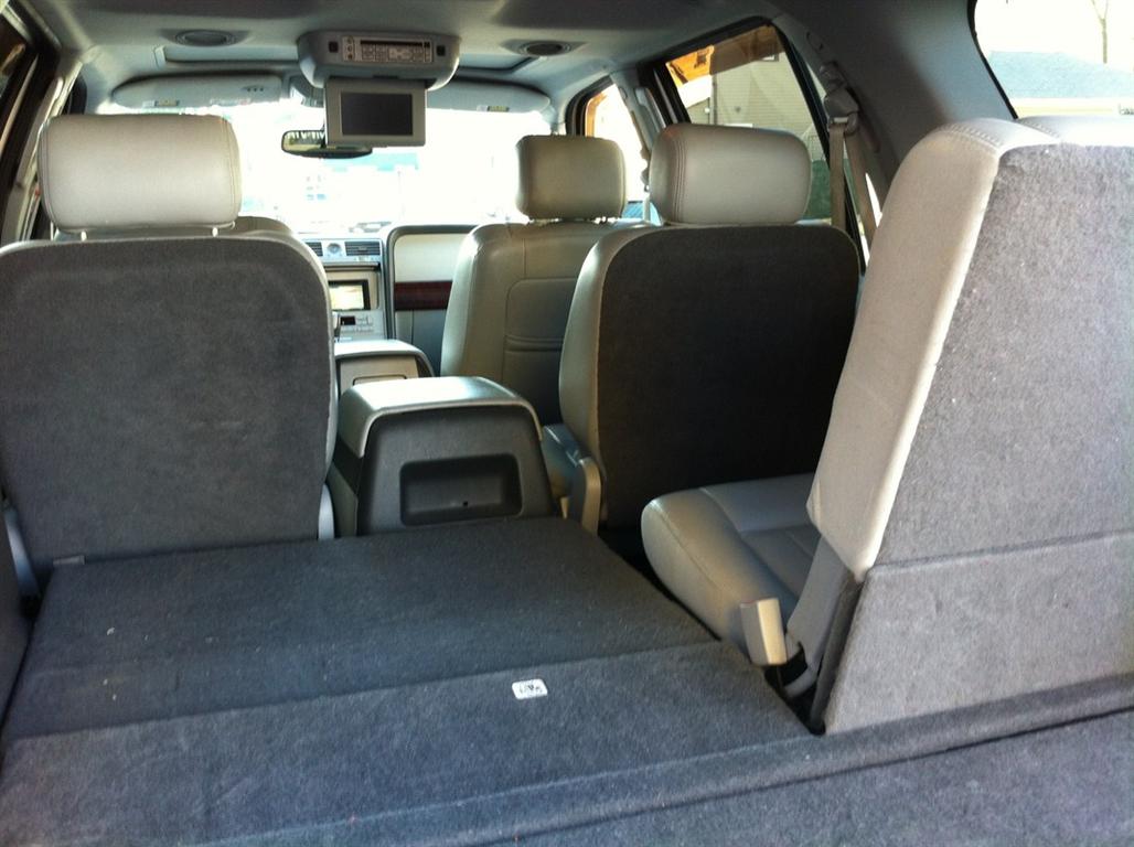 2004 Lincoln Navigator Sport Utility for sale in Brooklyn, NY