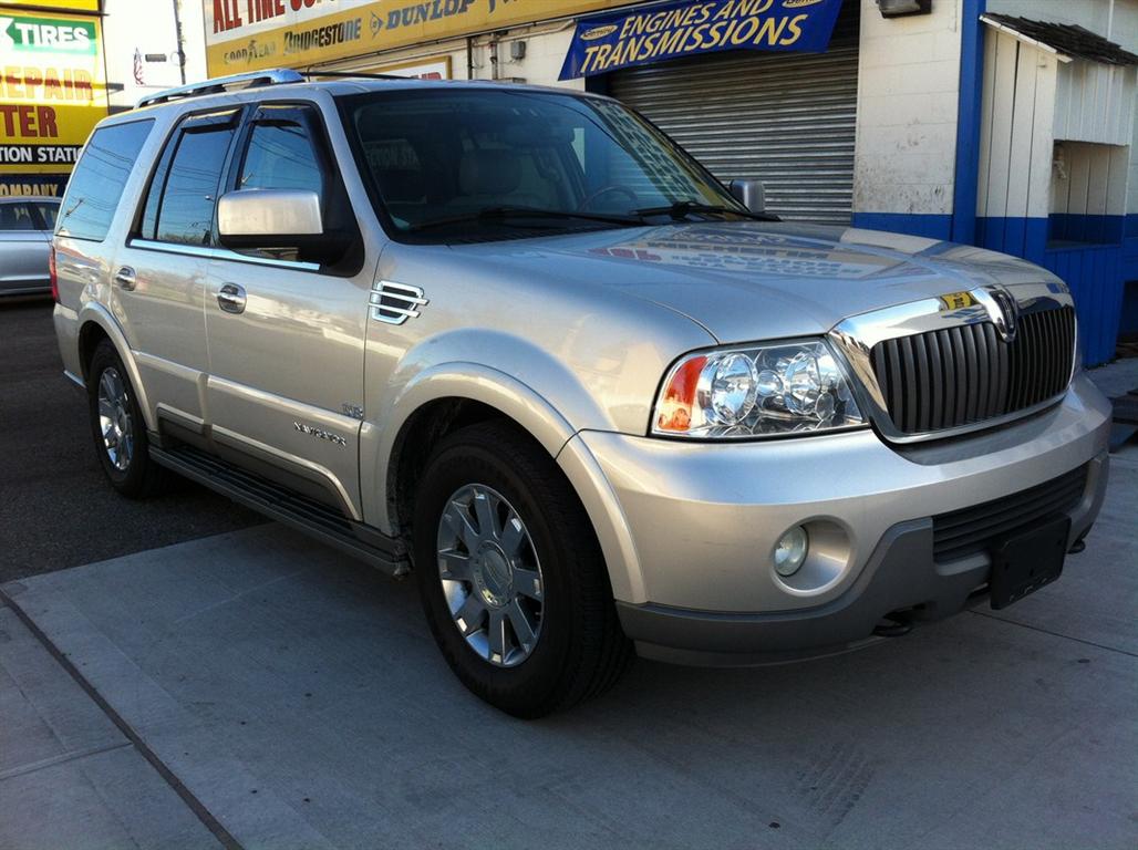 2004 Lincoln Navigator Sport Utility for sale in Brooklyn, NY